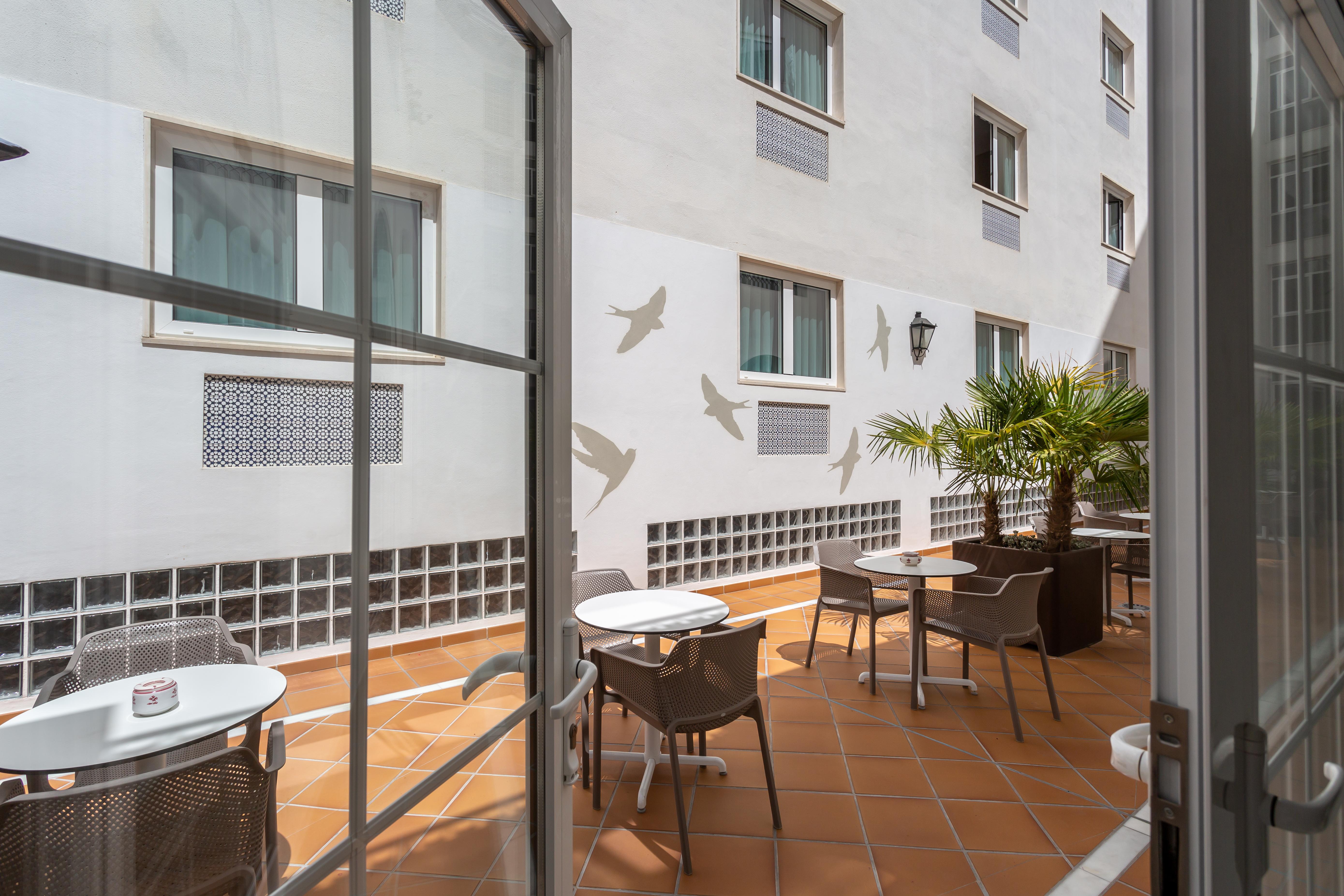 Monte Triana Hotel Seville Luaran gambar